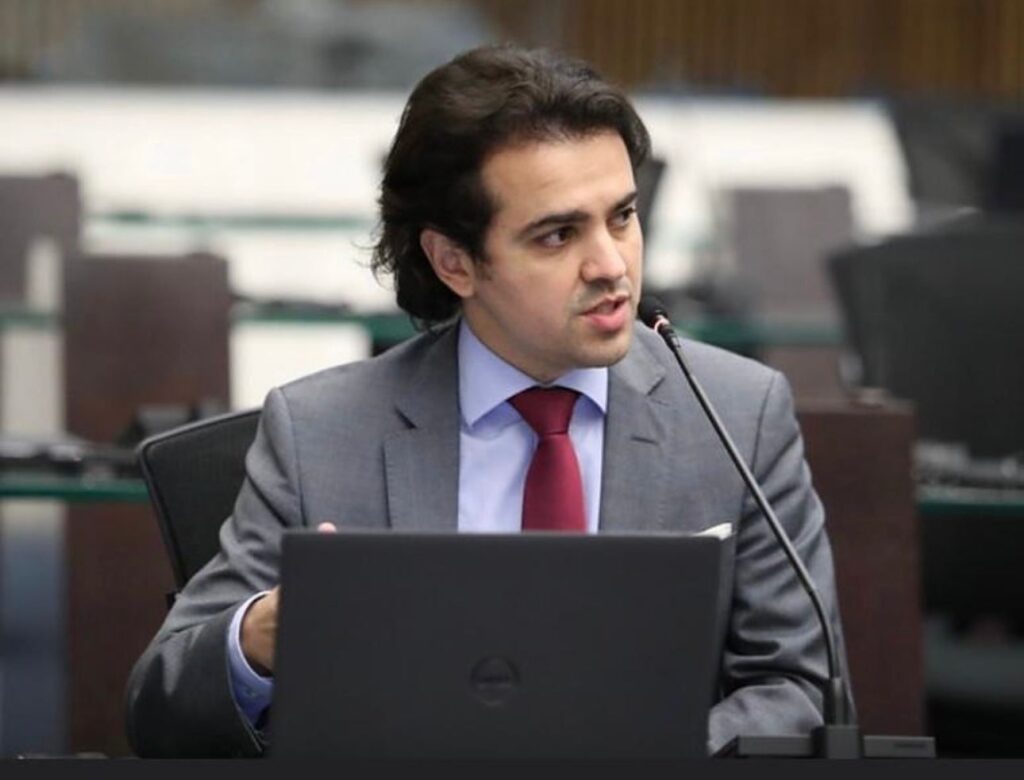 Deputado Luiz Fernando Guerra representa a Assembleia do Paraná em missão na Suécia e Áustria