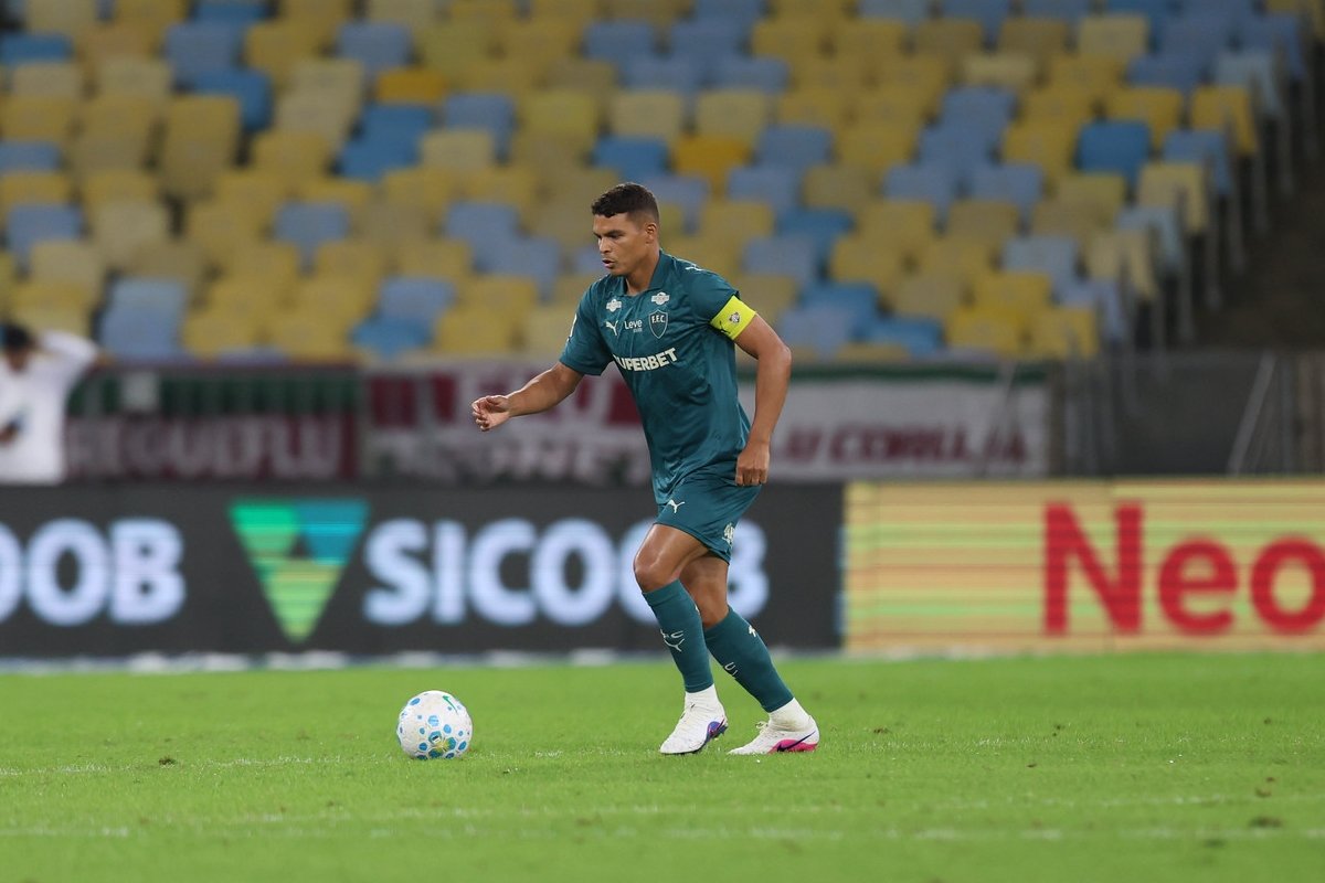 Fluminense enfrenta desfalques importantes para duelo contra o Vasco