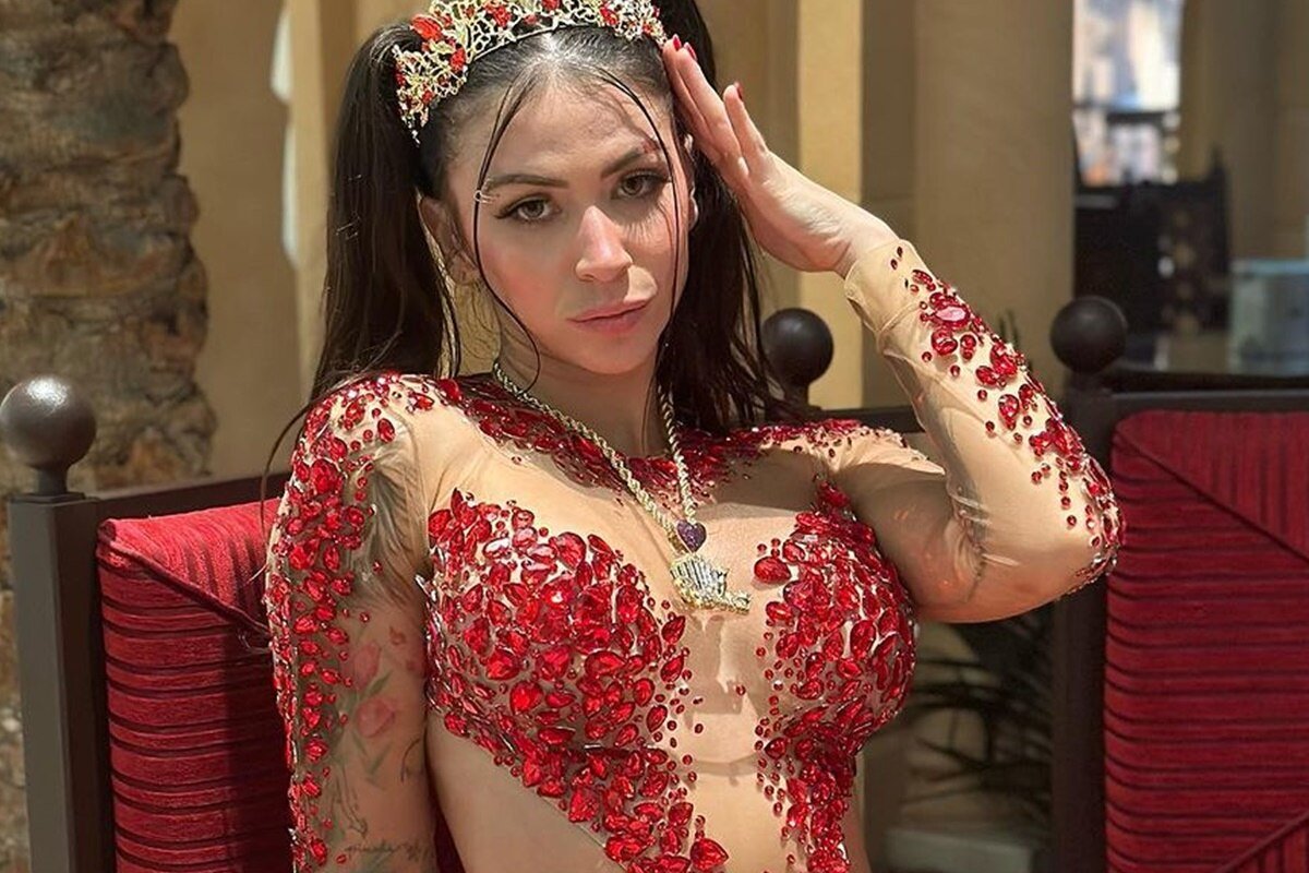 MC Pipokinha é condenada por show com conteúdo sexual explícito