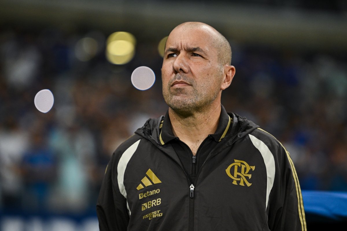 Flamengo empata com Cruzeiro e técnico elogia desempenho da equipe