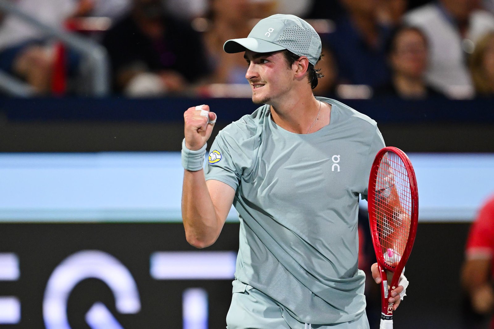 João Fonseca se retira do Masters 1000 de Cincinnati devido a desconforto abdominal