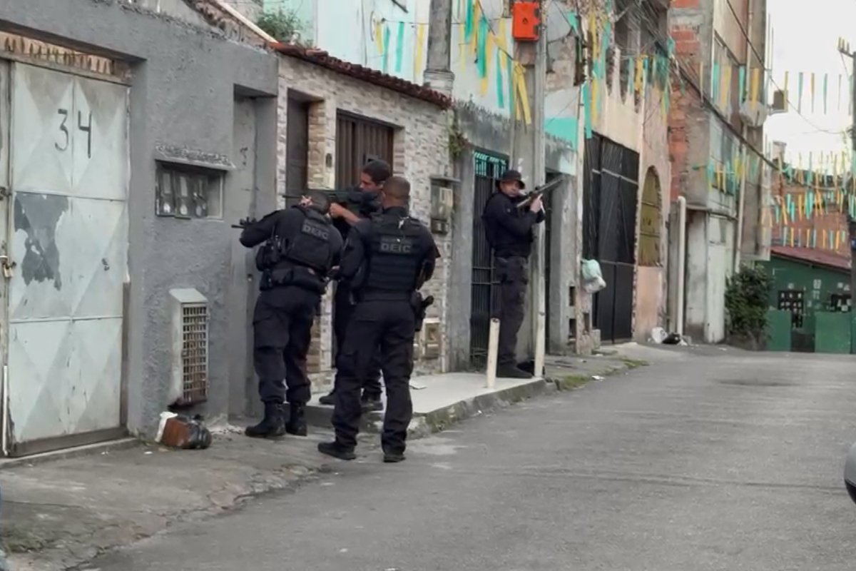 Funcionária é detida por desvio de R$ 2,9 milhões em esquema fraudulento