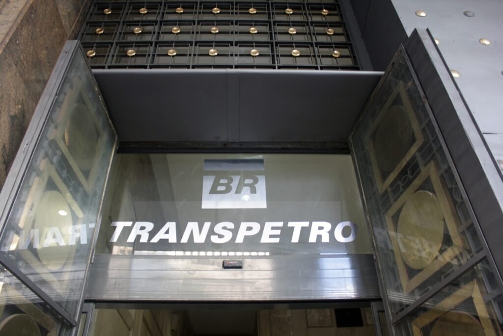 Transpetro anuncia concurso com mais de 4 mil oportunidades de emprego