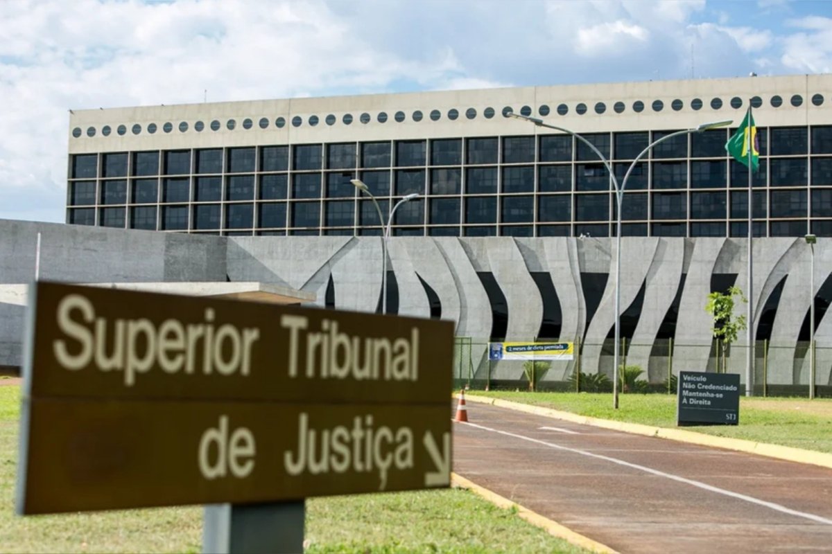 STJ decide que apenas filho e noivado não garantem união estável