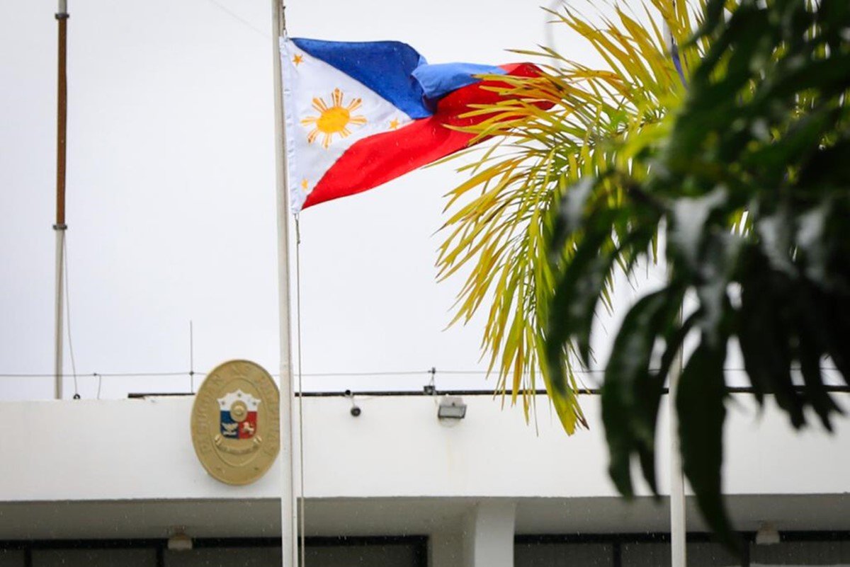 Tiroteio em escola nas Filipinas resulta em morte e feridos