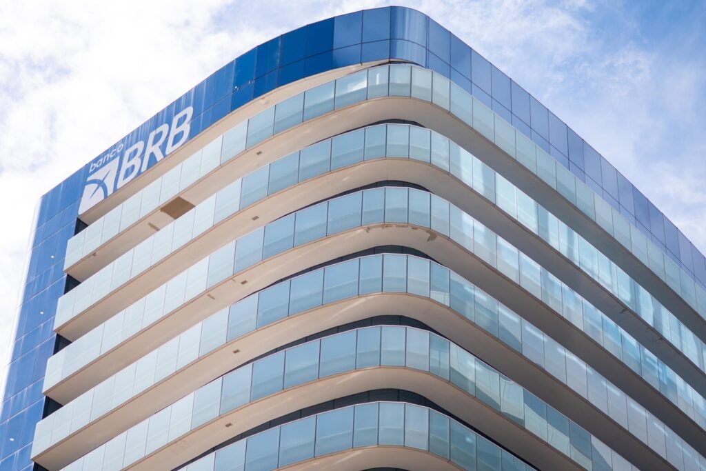 BRB arrecada R$ 10 bilhões com venda de ativos após crise com Banco Master