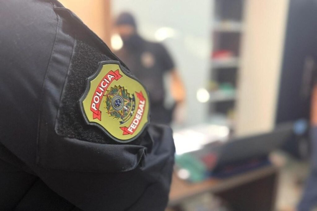 Funcionário de aeroporto é detido por furto de perfumes em Guarulhos