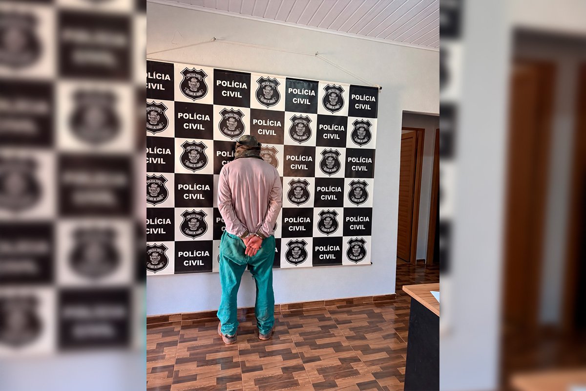 Homem é preso após invadir residência e agredir idoso em Formosa